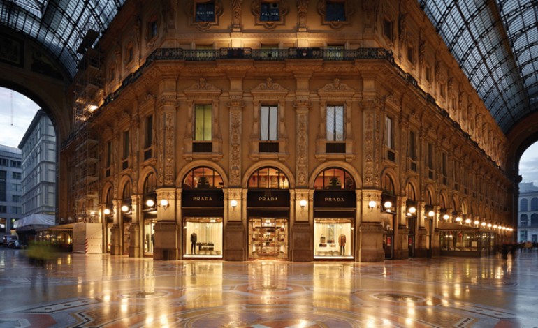 01DOSSIER Food Prada Galleria Vittorio Emanuele II