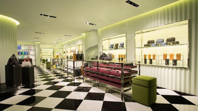 01Prada Plaza 2000 Hong Kong 315