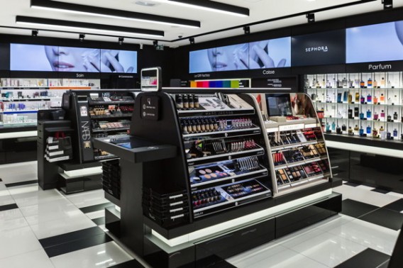 01Sephora expands Iran