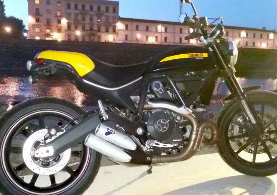 01ducati scrambler beach party 07