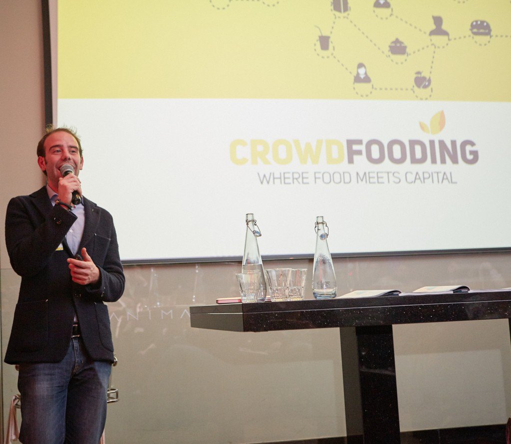 01Crowdfoodinglaunch1