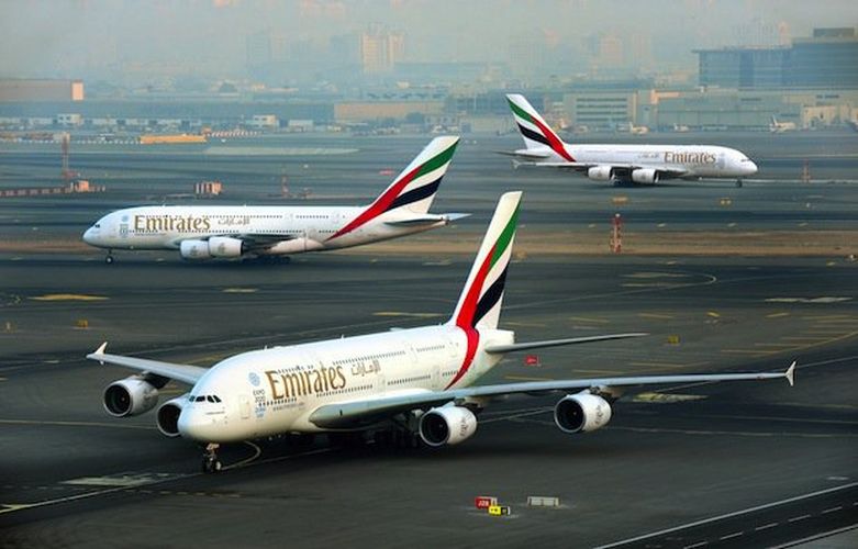 01Emirates A380