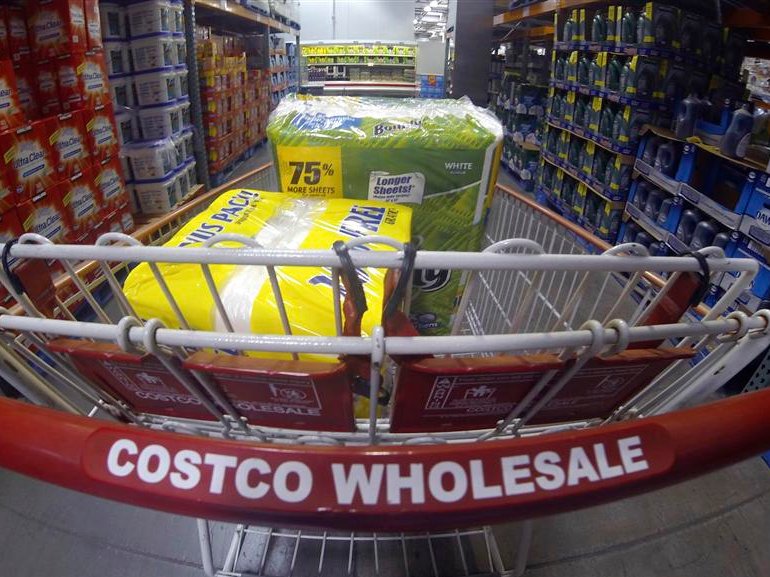 01discounting eats into costcos holiday quarter profit