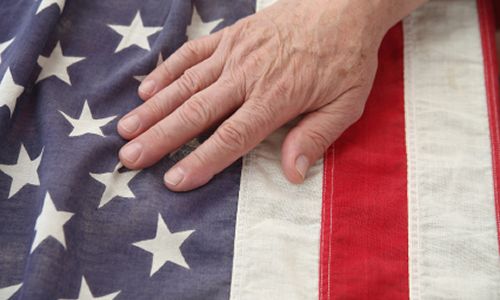 Veterans-Eat-Free-at-These-Restaurants-on-Veterans-Day-2014