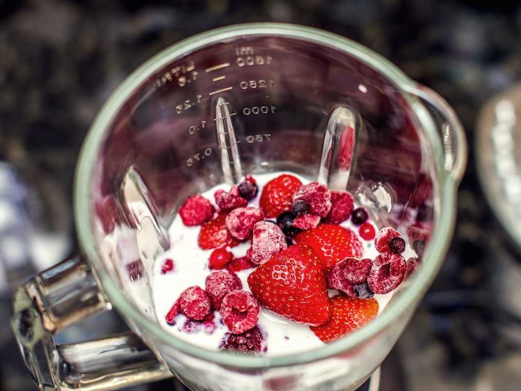 smoothie in blender